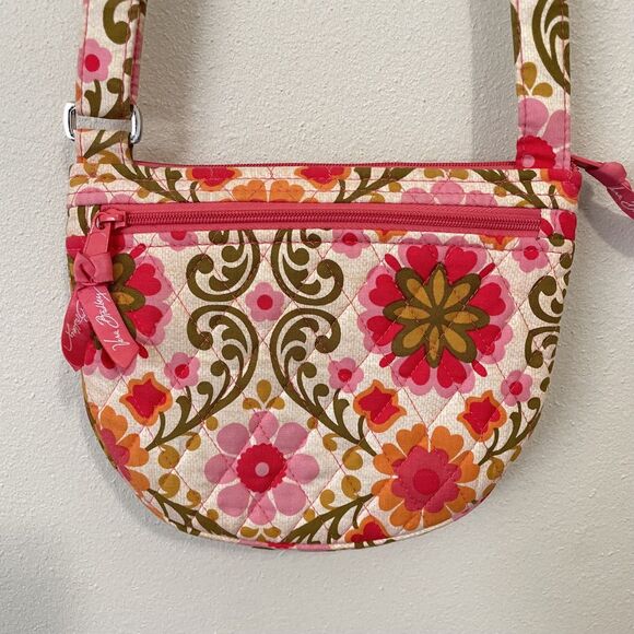 Vera Bradley Lizzy Crossbody Bag Purse Retired Folkloric Pattern Pink Cream - Picture 2 of 10